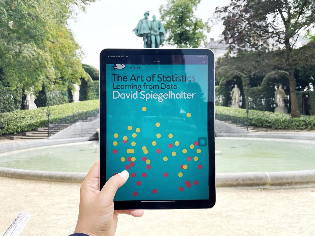 The Art of Statistics by David Spiegelhalter‘s book cover